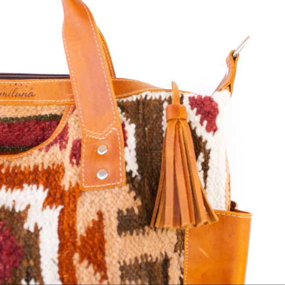 X  S O L D  X   Wool Convertible Chameleon - Picture 3 of 5